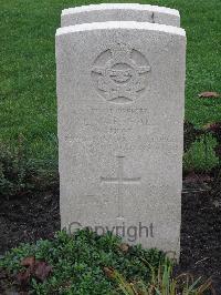 Berlin 1939-1945 War Cemetery - Marshall, Lawrence